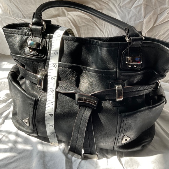 B. Makowsky Oversized Tote/Satchel - Picture 10 of 16